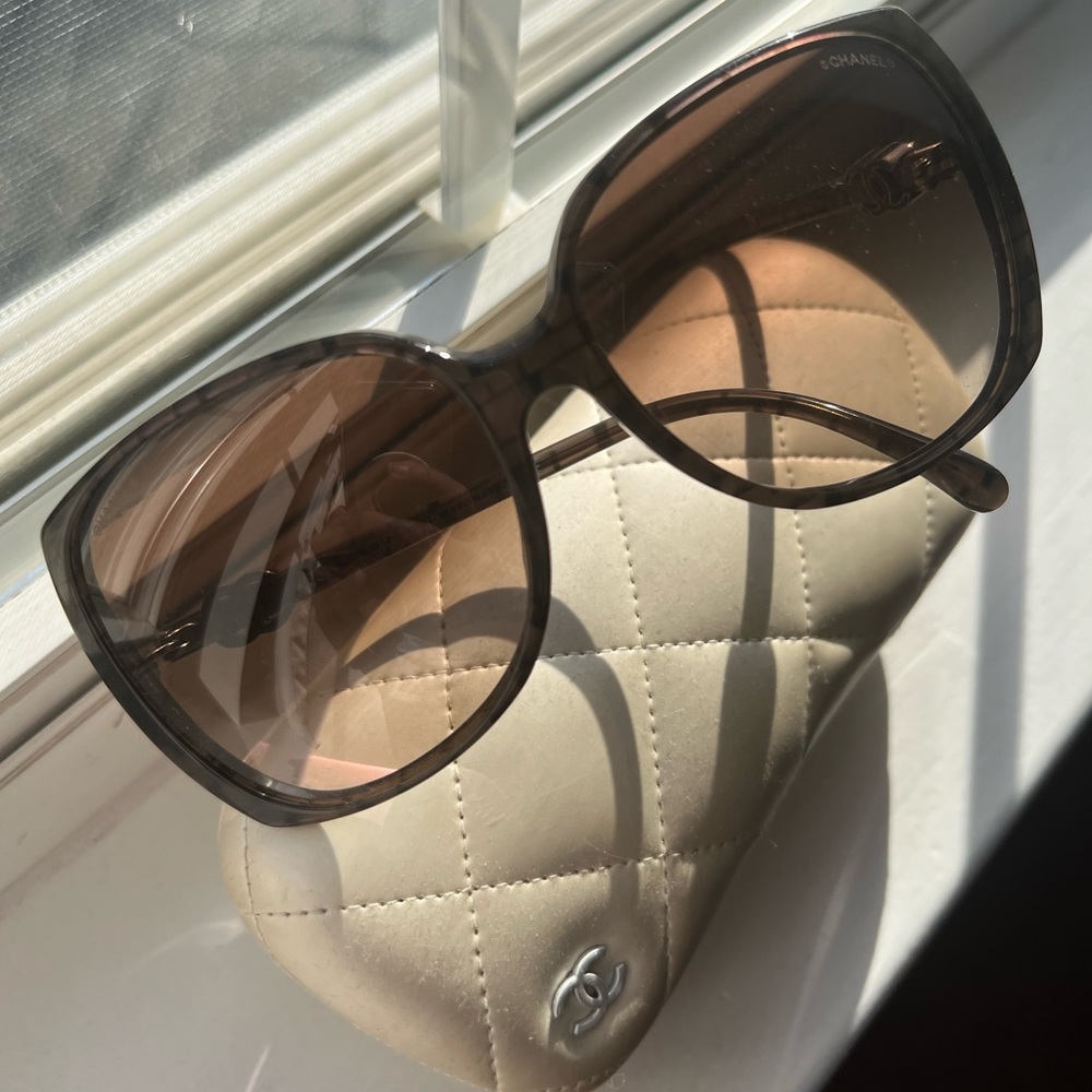 CHANEL SUNGLASSES
